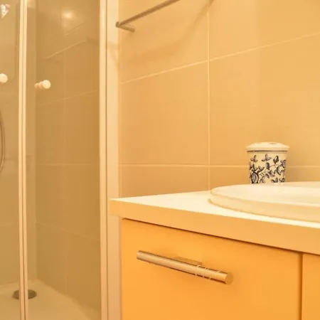 Apartment 4 Couchages Sur Bn130-c117 *